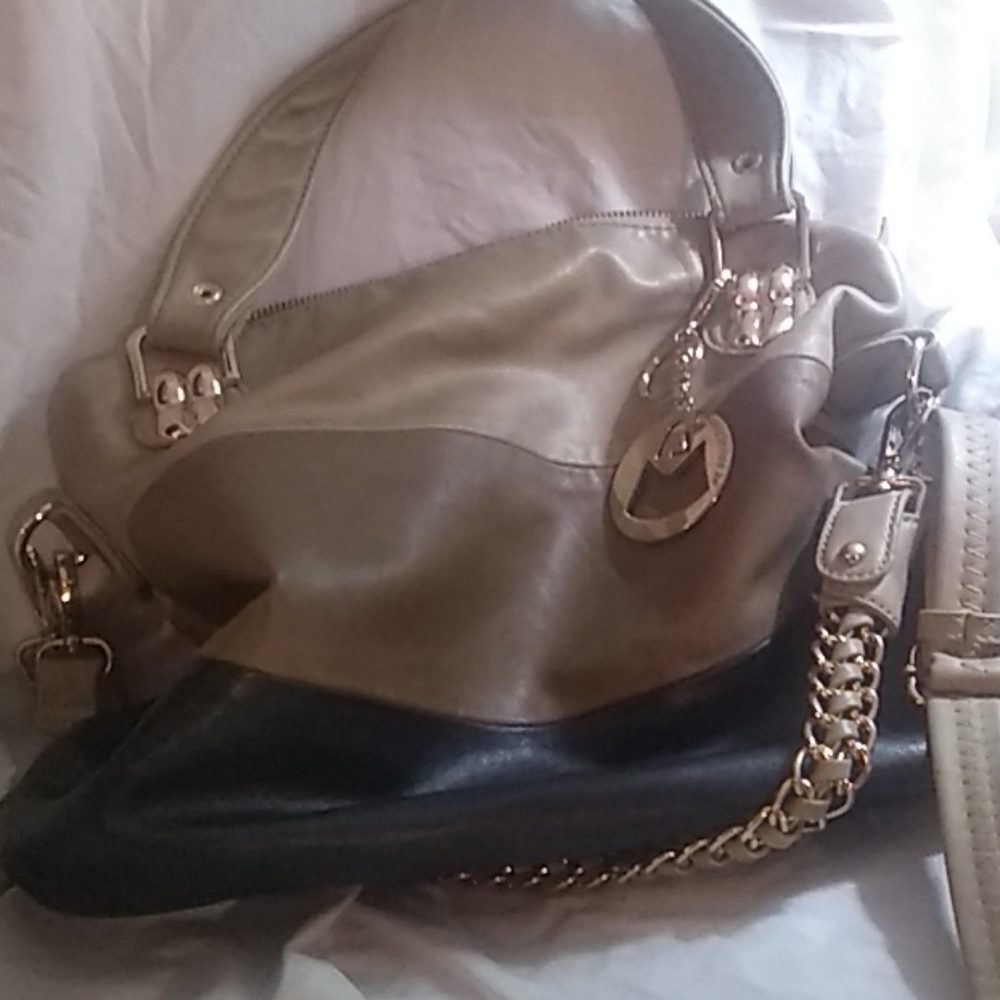MG hobo bag